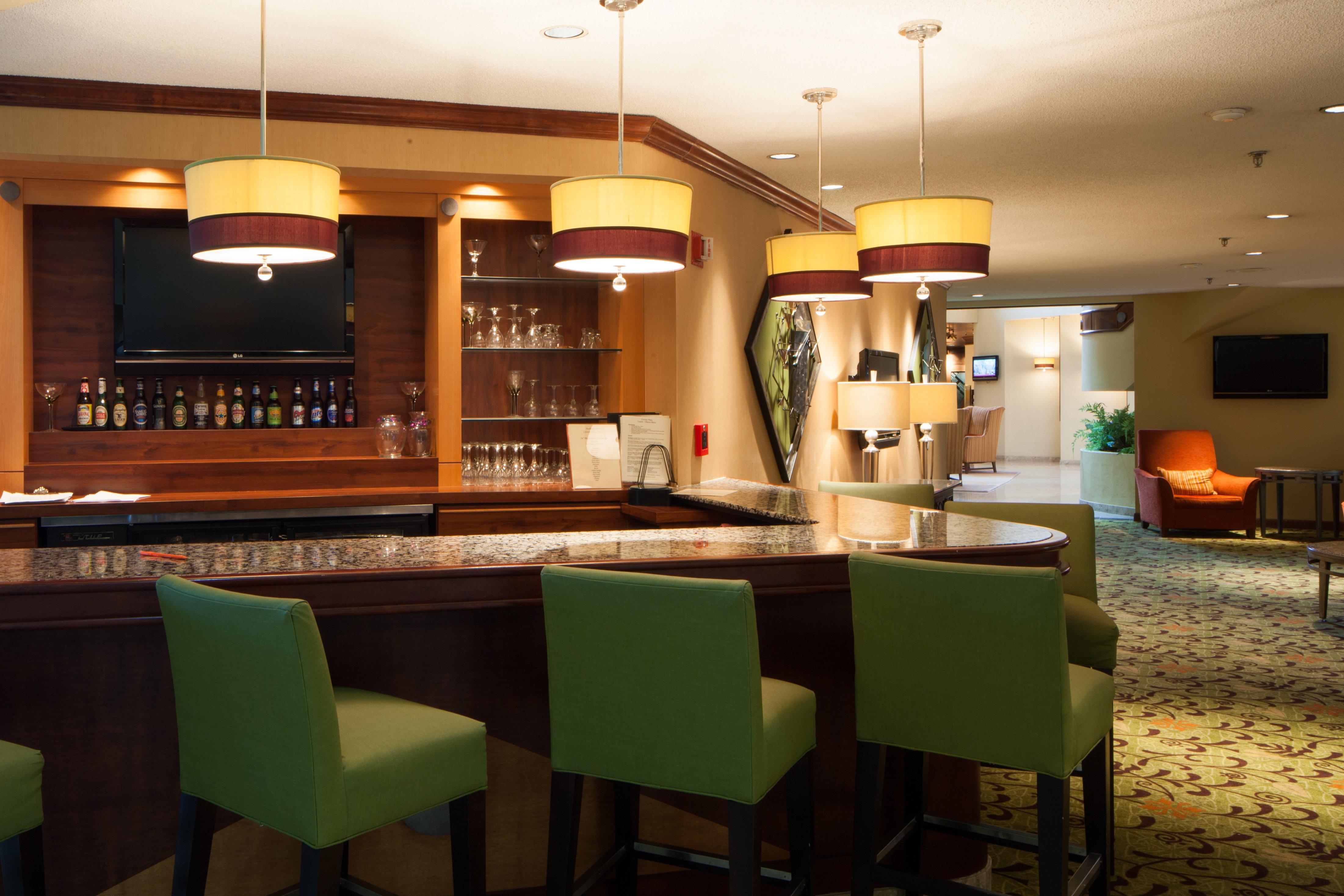 Crowne Plaza Hotel Hickory By Ihg Exterior photo