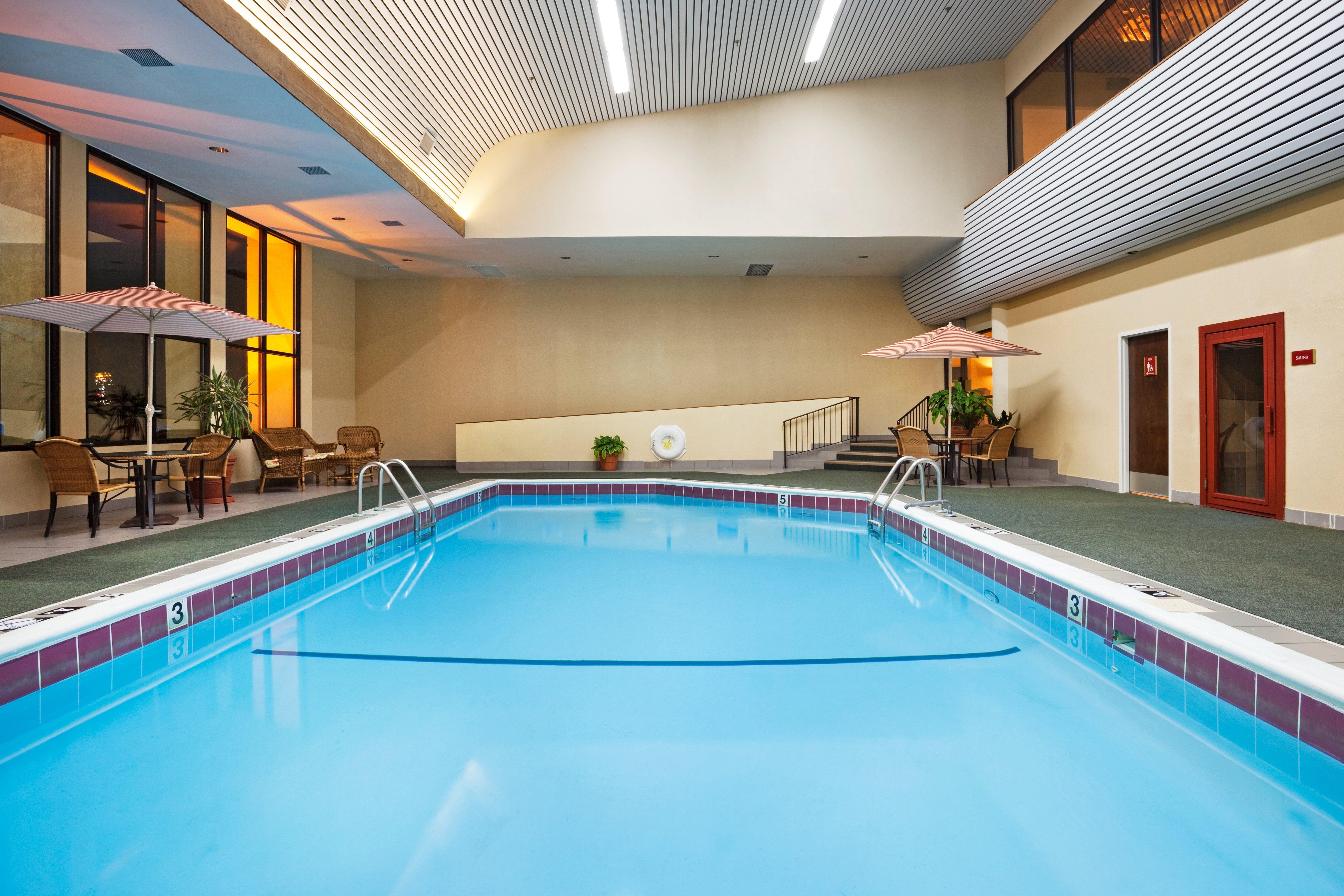 Crowne Plaza Hotel Hickory By Ihg Exterior photo