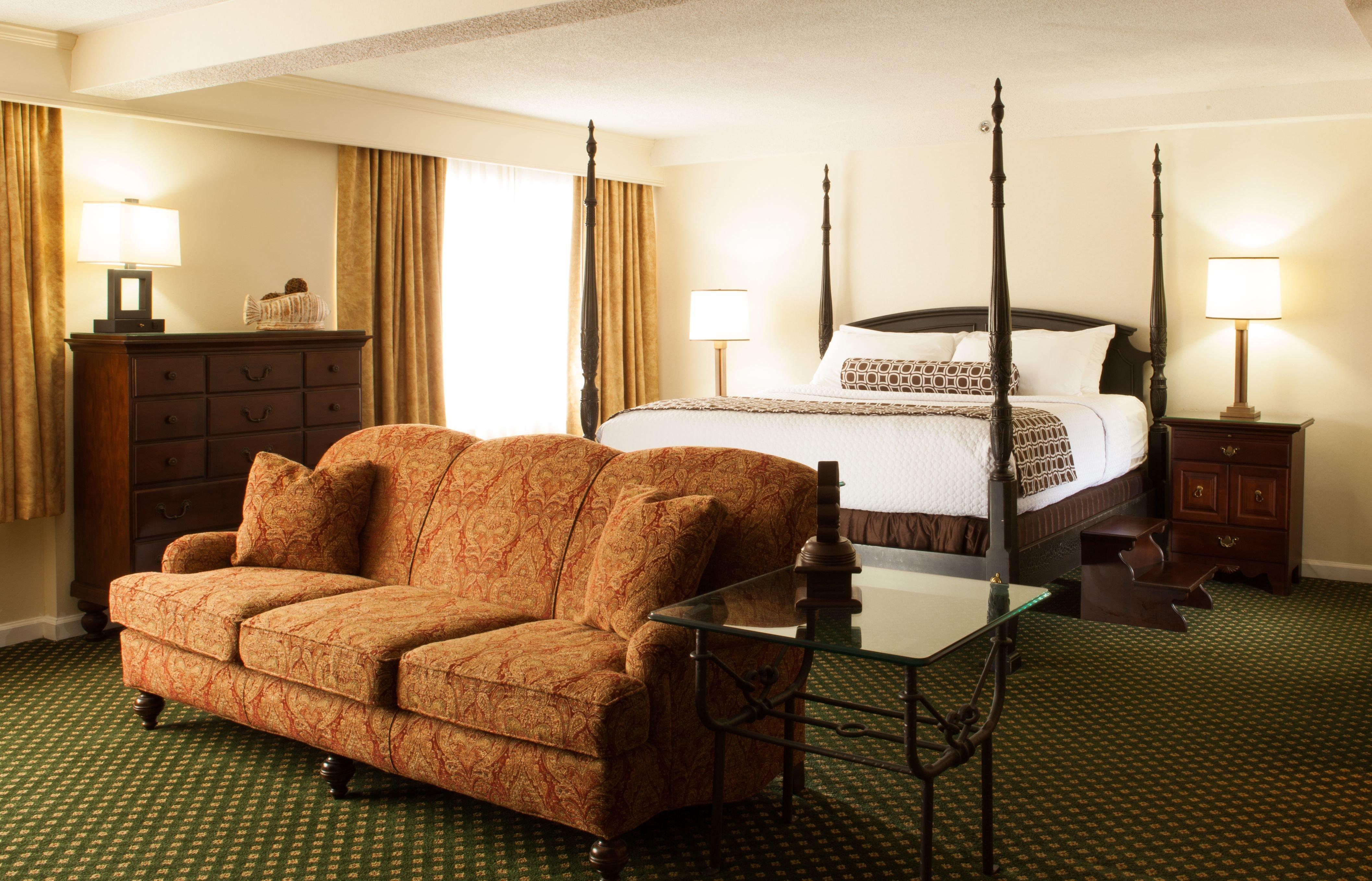 Crowne Plaza Hotel Hickory By Ihg Exterior photo